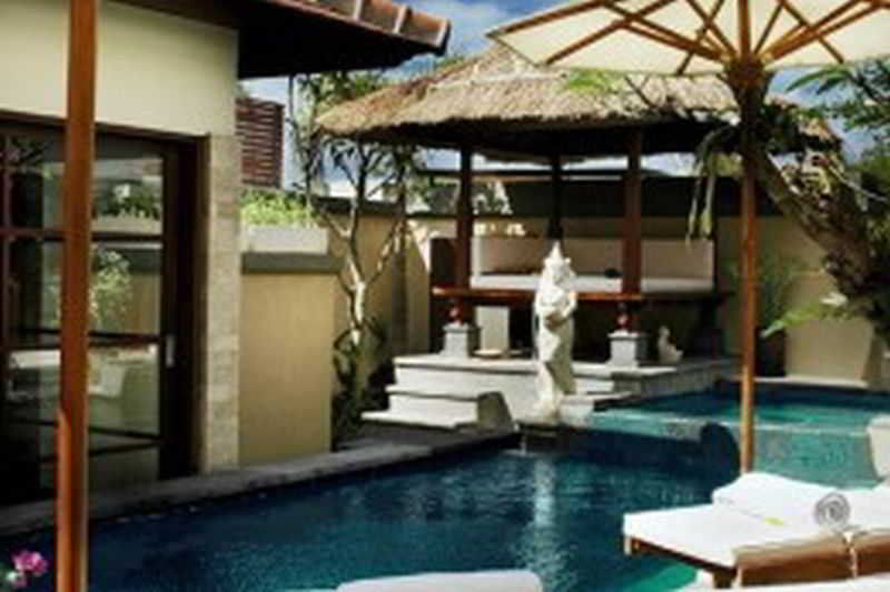 Bugan Villas Seminyak Exterior foto